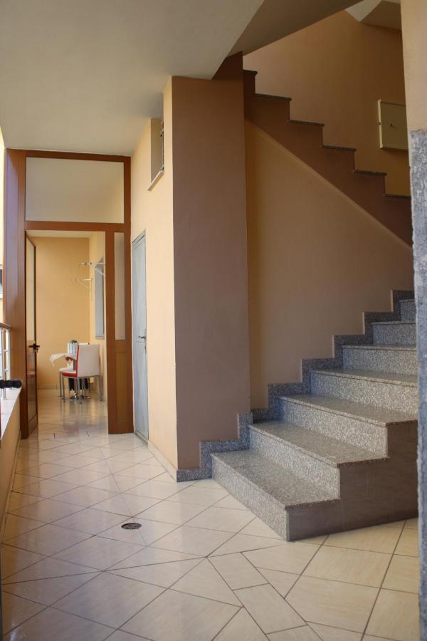 Bledi'S Cozy Apartment In New Blvd Tirana Exteriör bild