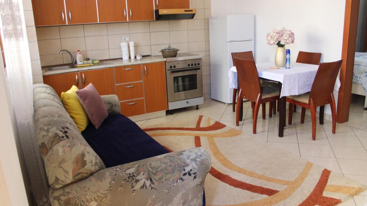 Bledi'S Cozy Apartment In New Blvd Tirana Exteriör bild
